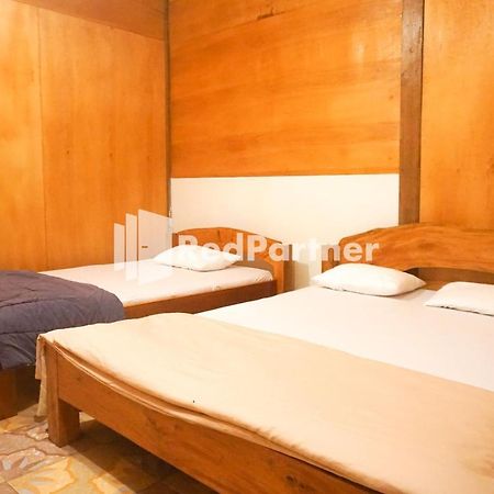 Jogo Segoro Homestay RedPartner near Pantai Sundak Gunungkidul Ngandong Bagian luar foto