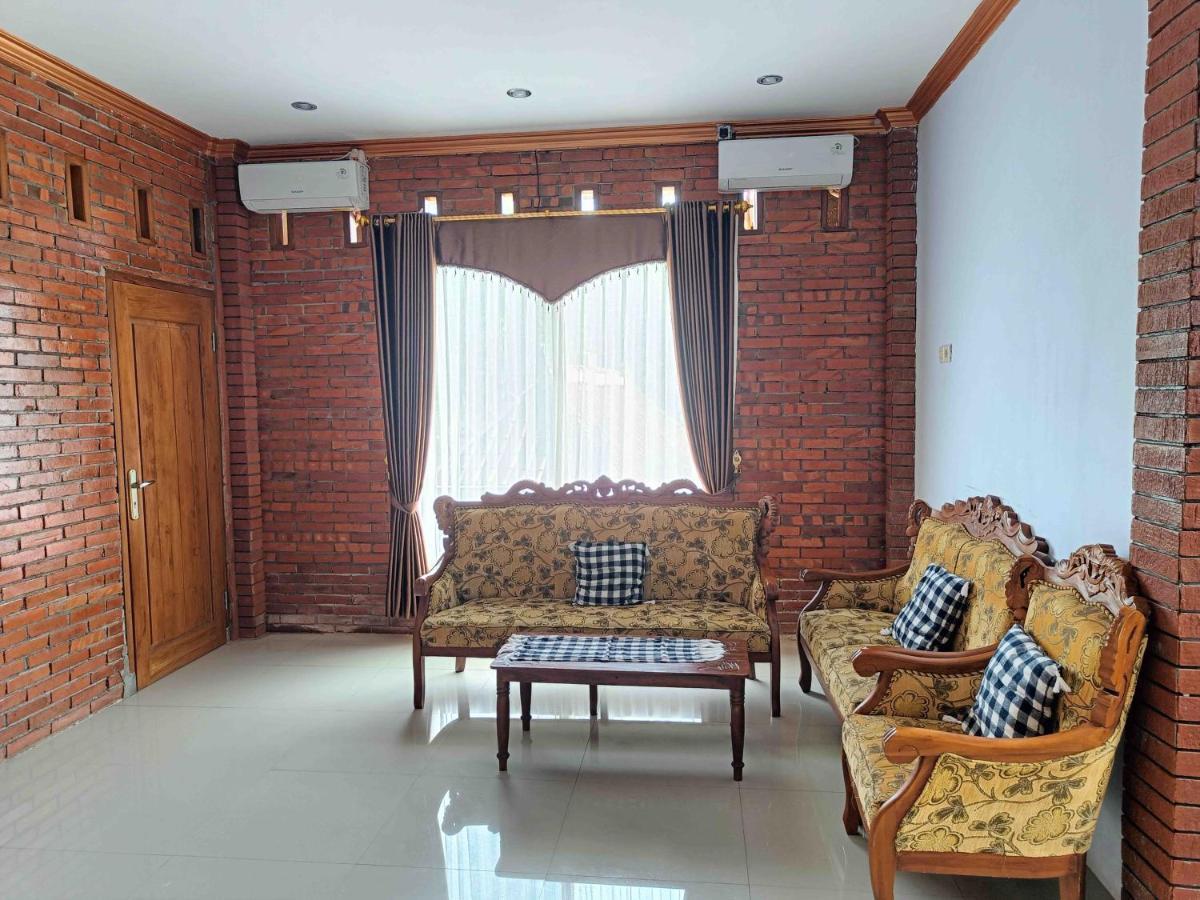 Jogo Segoro Homestay RedPartner near Pantai Sundak Gunungkidul Ngandong Bagian luar foto